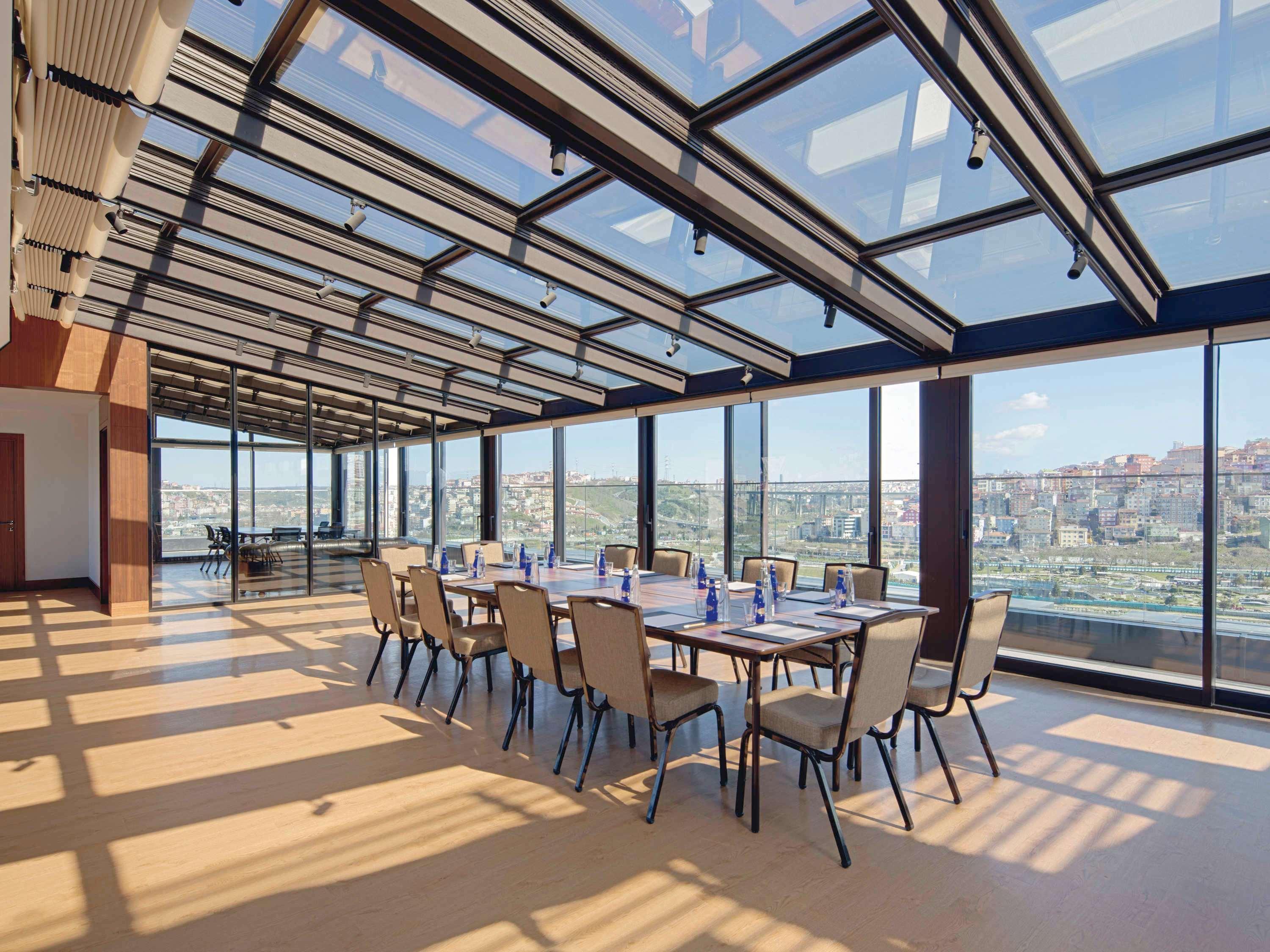 Moevenpick Golden Horn מלון 5*