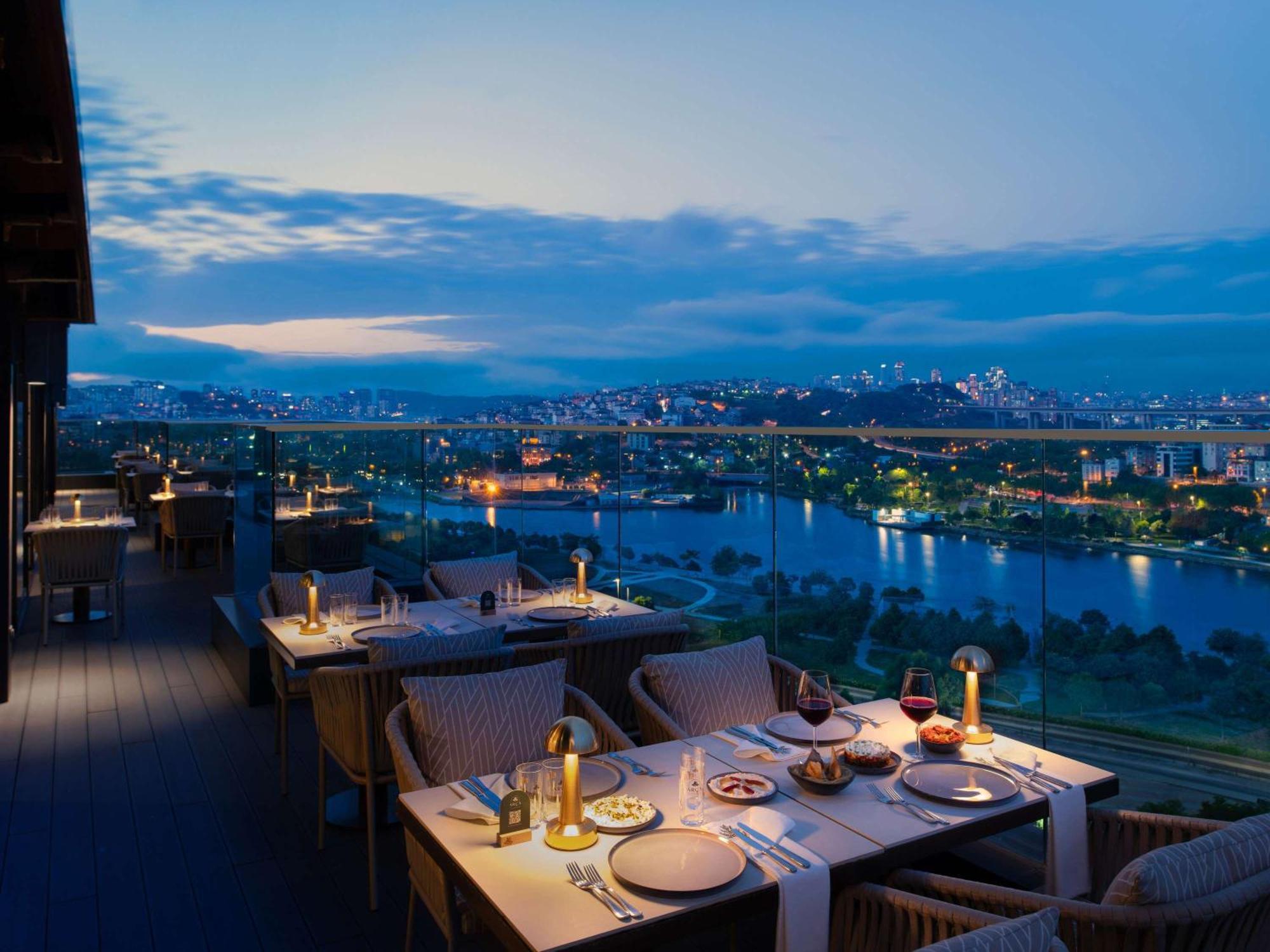 מלון Moevenpick Golden Horn